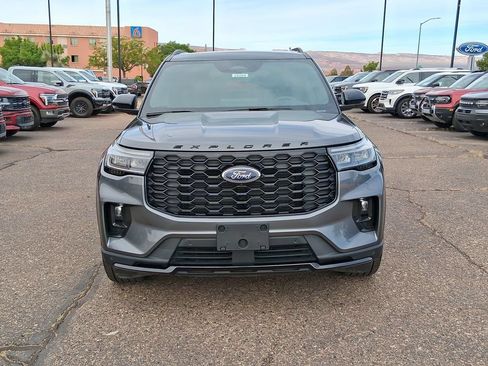 New 2025 Ford Explorer ST-Line w/ Premium Package AWD/4WD image 8