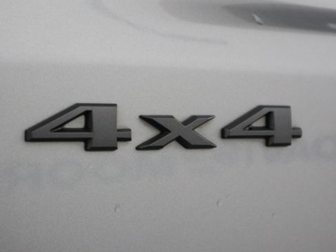 Used 2023 Jeep Compass Trailhawk image 36