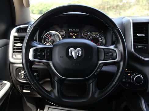 Used 2020 RAM 1500 Big Horn AWD/4WD image 15