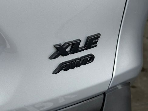 Used 2023 Toyota RAV4 XLE w/ Convenience Package image 15