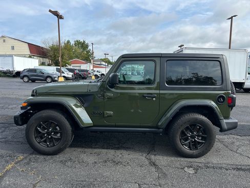 Used 2023 Jeep Wrangler Sport AWD/4WD image 8