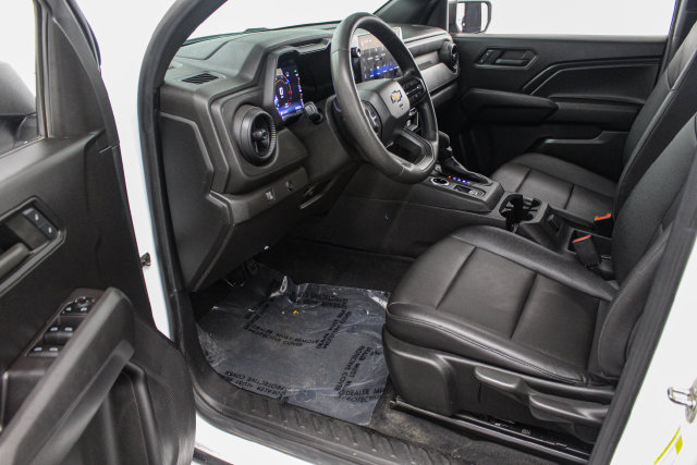 Used 2023 Chevrolet Colorado W/T w/ WT Convenience Package AWD/4WD image 14