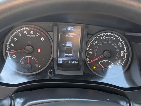 Used 2022 Toyota Tacoma SR RWD image 18