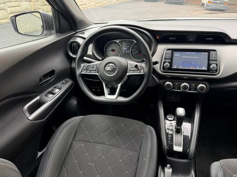 Used 2019 Nissan Kicks S FWD image 13