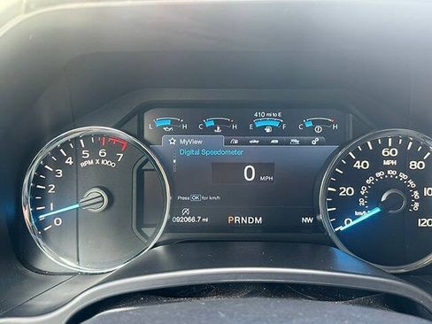 Used 2018 Ford F150 Lariat RWD image 13