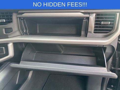 Used 2024 Ford Expedition Max XLT image 18