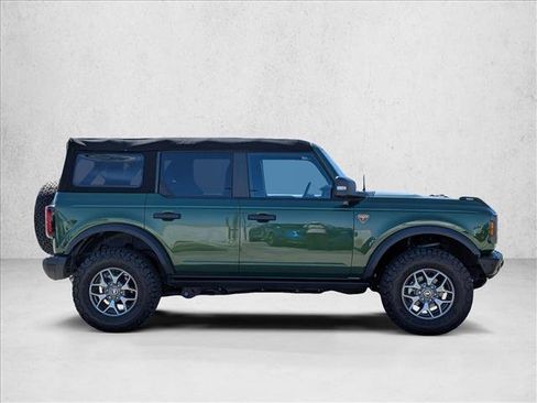 Used 2024 Ford Bronco Badlands AWD/4WD image 4