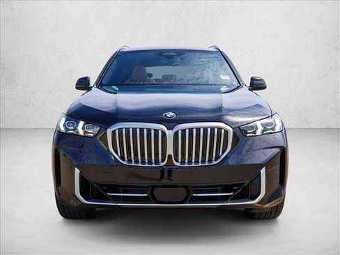 New 2026 BMW X5 xDrive40i w/ Premium Package AWD/4WD image 2