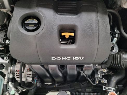 Used 2017 Kia Forte LX image 30