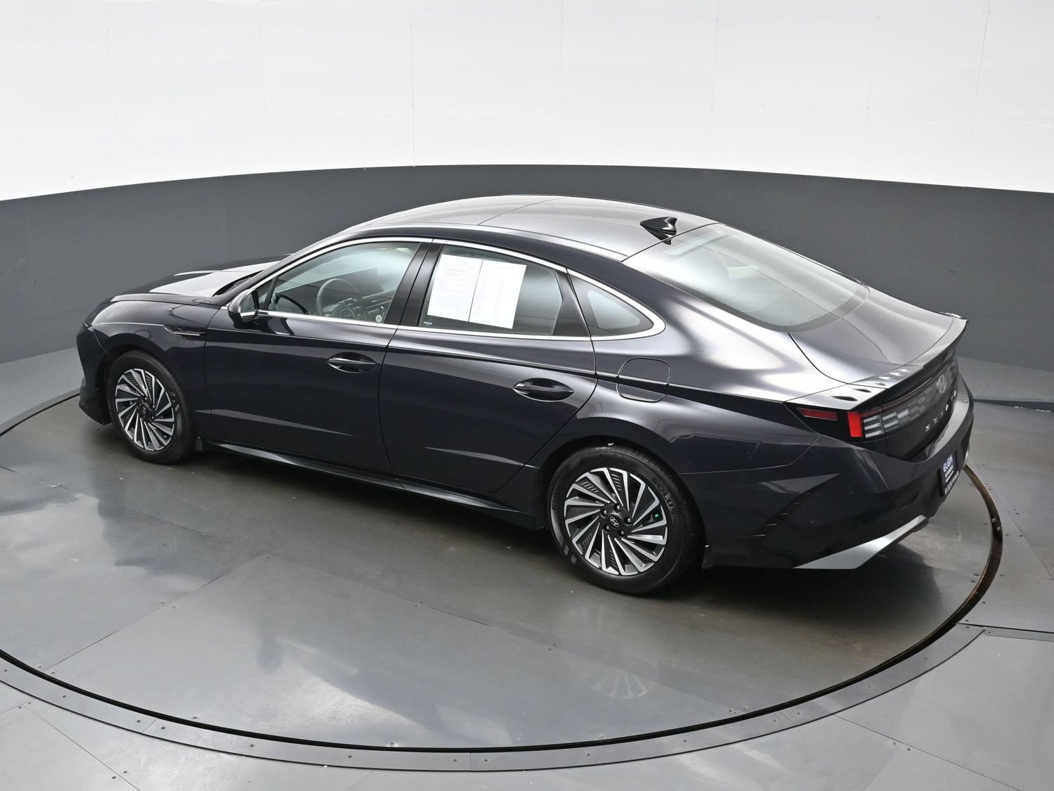 Certified 2026 Hyundai Sonata Limited FWD image 37
