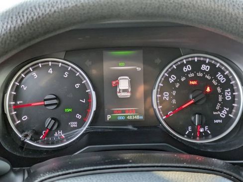 Used 2021 Toyota RAV4 XLE image 21