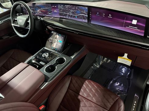 New 2026 Cadillac Escalade ESV Luxury w/ Touring Package image 55