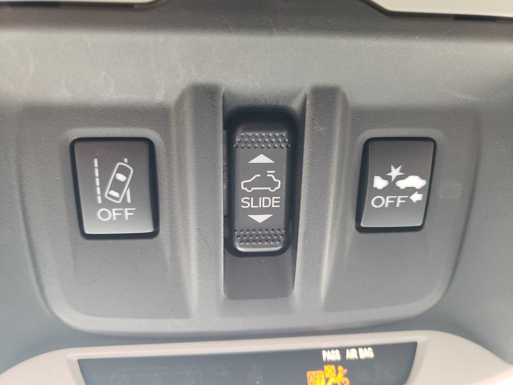 Used 2021 Subaru Forester Premium AWD/4WD image 23