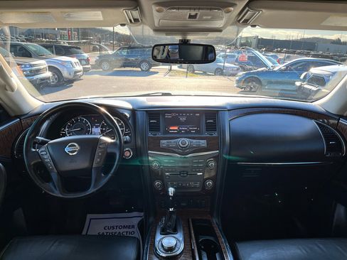 Used 2020 Nissan Armada SL w/ Premium Package image 10