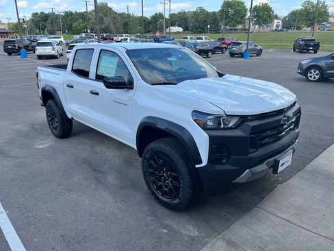 New 2026 Chevrolet Colorado Trail Boss AWD/4WD image 7