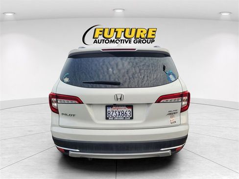 Used 2022 Honda Pilot Elite image 4