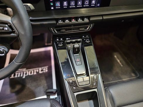 Used 2022 Porsche 911 Carrera GTS 2dr Cabriolet image 18