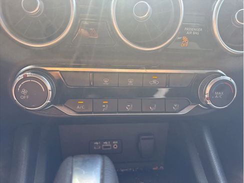 Used 2023 Nissan Sentra SV image 18