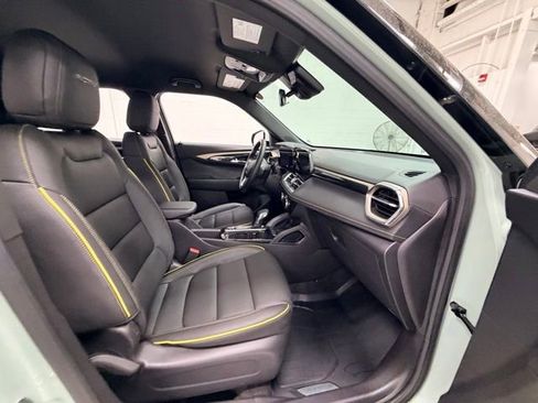 Certified 2025 Chevrolet TrailBlazer ACTIV w/ Driver Confidence Package AWD/4WD image 26