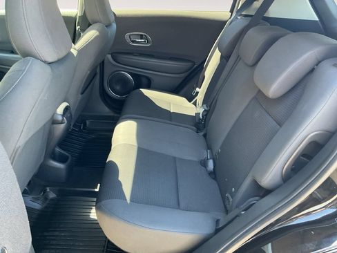 Used 2019 Honda HR-V EX image 15