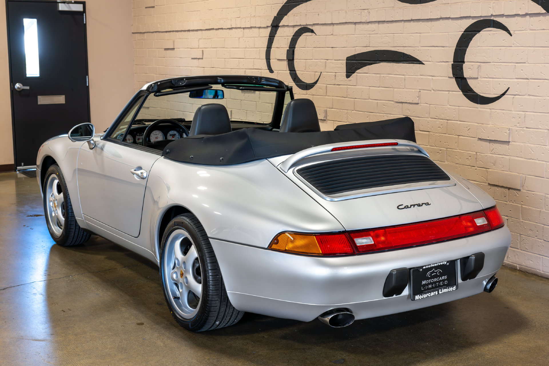 Used 1998 Porsche 911 Carrera RWD image 7