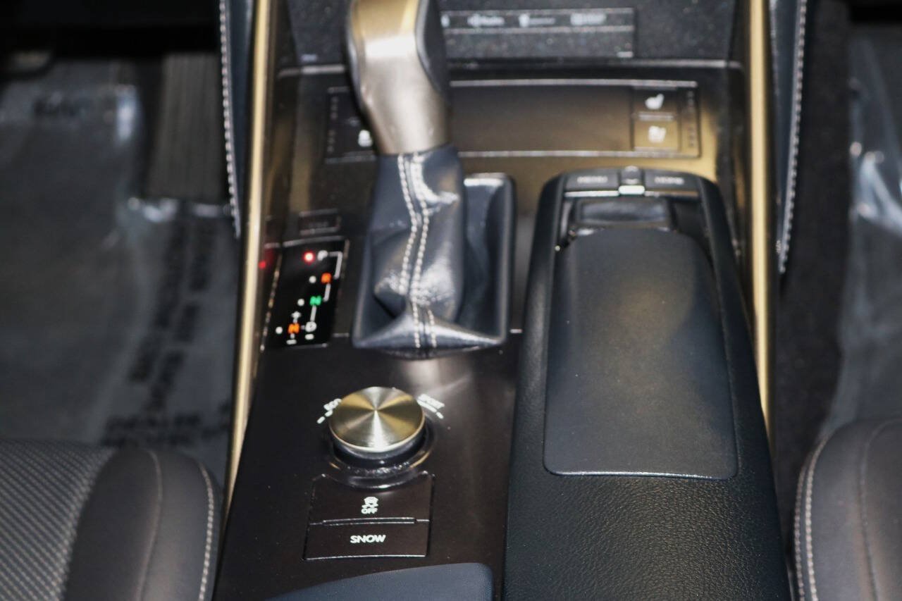 Used 2016 Lexus IS 200t w/ Navigation System Package RWD image 50