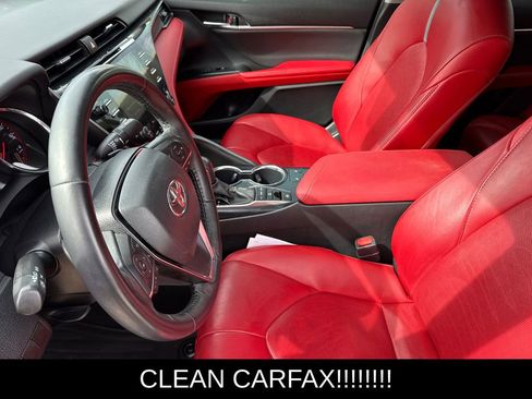 Used 2020 Toyota Camry XSE image 18