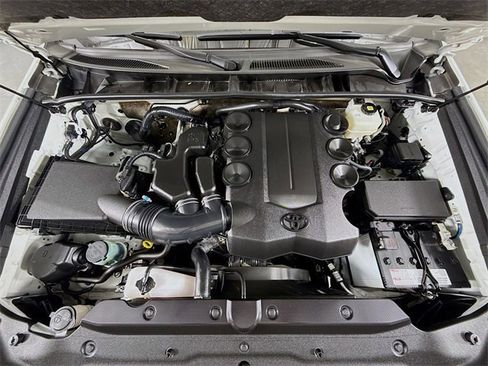 Certified 2023 Toyota 4Runner Limited image 30