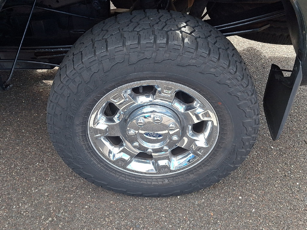 Used 2015 Ford F250 Lariat w/ Chrome Package AWD/4WD image 8