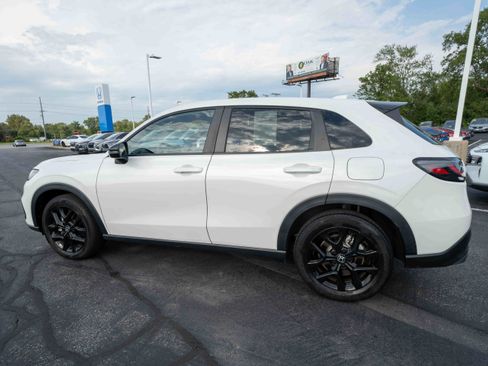 Used 2024 Honda HR-V Sport image 4