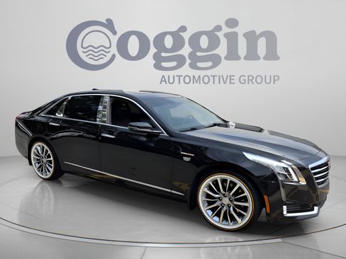 Certified 2018 Cadillac CT6 Luxury AWD/4WD image 7