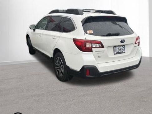 Used 2019 Subaru Outback 2.5i Premium AWD/4WD image 5
