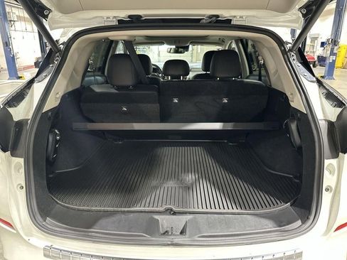 Used 2023 Nissan Murano Platinum w/ Cargo Package image 21