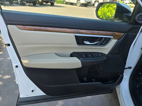Used 2021 Honda CR-V Touring image 16