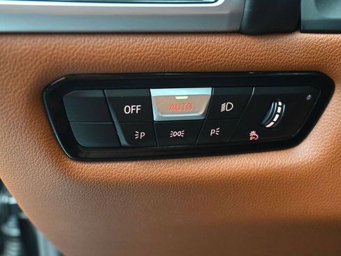 Used 2022 BMW M850i Gran Coupe xDrive w/ Driving Assistance Package image 19