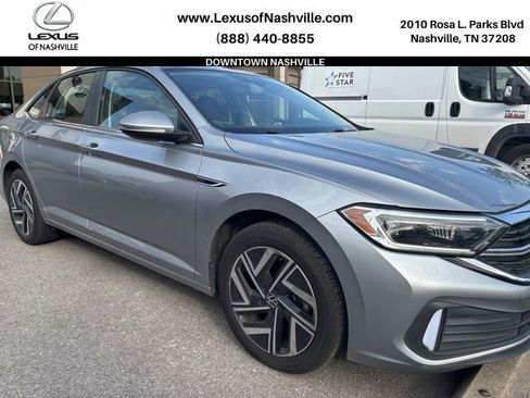 Used 2022 Volkswagen Jetta SEL image 1