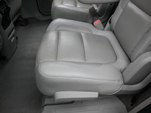 Used 2019 GMC Acadia SLT FWD image 36