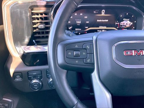 Used 2024 GMC Sierra 1500 SLE image 22