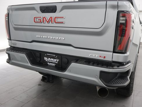 Used 2025 GMC Sierra 2500 AT4 w/ AT4 Premium Plus Package AWD/4WD image 34