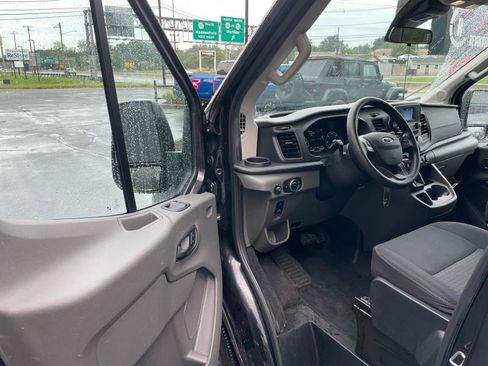 Used 2021 Ford Transit 350 XLT image 8