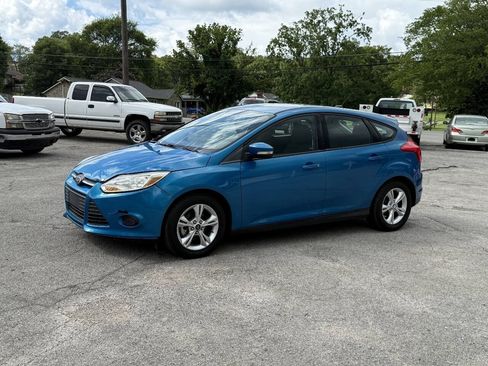Used 2013 Ford Focus SE FWD image 11