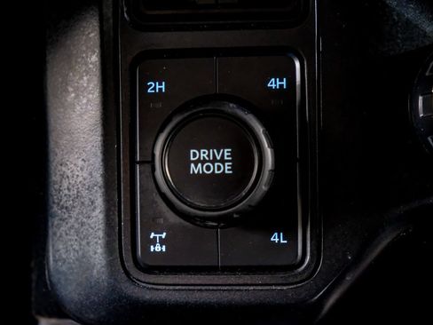 Used 2024 Ford F250 Lariat w/ Lariat Ultimate Package AWD/4WD image 26
