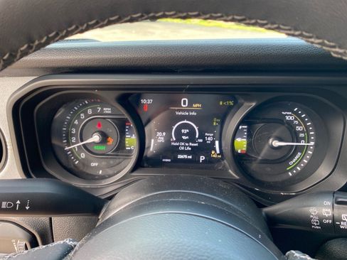 Used 2025 Jeep Wrangler Unlimited Sport S 4xe AWD/4WD image 18