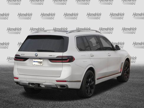 Certified 2025 BMW X7 xDrive40i image 9