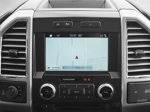 Used 2017 Ford F250 Platinum w/ Platinum Ultimate Package AWD/4WD image 16