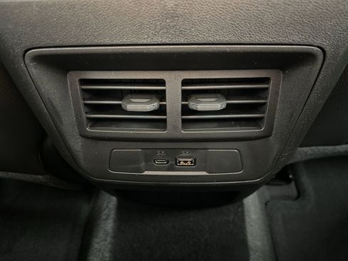 New 2026 GMC Canyon Denali image 57