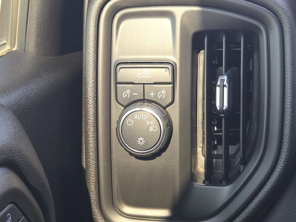 Used 2024 Chevrolet Silverado 1500 Custom RWD image 23