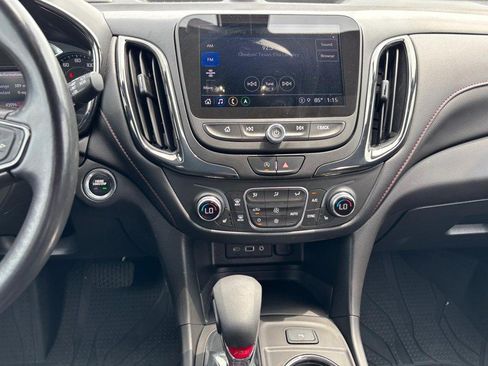 Used 2022 Chevrolet Equinox RS w/ Infotainment Package FWD image 13