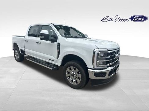 Used 2026 Ford F250 Lariat w/ Chrome Package AWD/4WD image 2