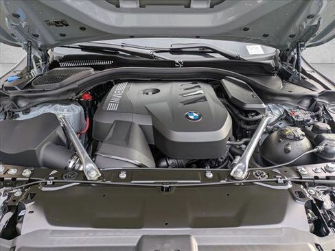 Used 2026 BMW 530i xDrive w/ M Sport Package image 18